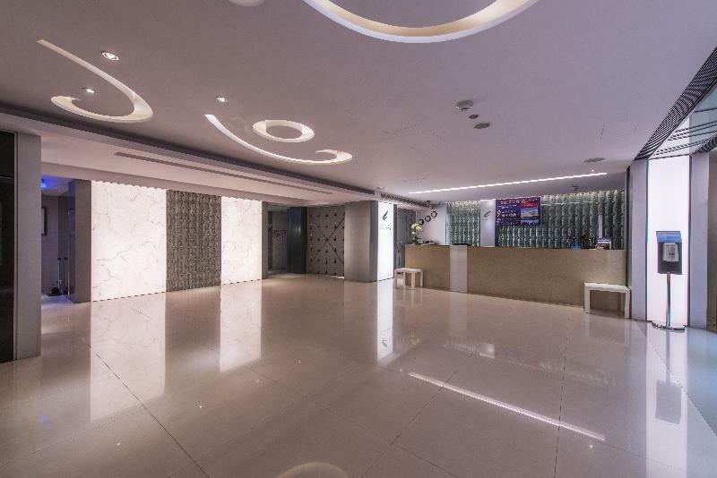 Forward Hotel Taipei Nangang Bagian luar foto